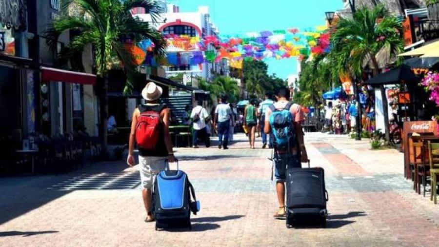 Crece 4.7% turismo internacional en México en abril: Inegi